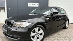 Zwart Gebruikt 2011 BMW 118 Efficient Dynamics Hatchback | € 6.950 (Eerlijke prijs)