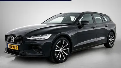 Zwart Occasion 2025 Volvo V60 Plus Stationwagen | € 43.450 (Eerlijke prijs)