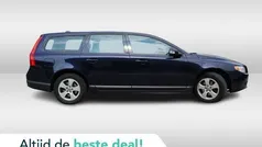 Blauw, metallic lak Gebruikt 2009 Volvo V70 Stationwagen | € 2.150 (Eerlijke prijs)