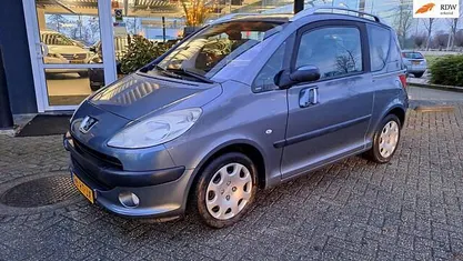 Occasion 2005 Peugeot 1007 MPV | € 2.950 (Eerlijke prijs)