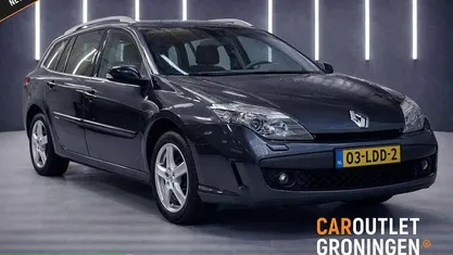 Grijs (metallic) Occasion 2010 Renault Laguna III Dynamique Stationwagen | € 2.990 (Goede deal)