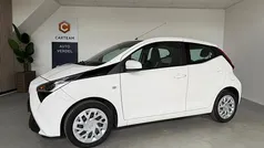 Wit Gebruikt 2019 Toyota Aygo X-play Hatchback | € 8.950 (Goede deal)