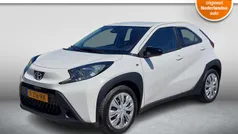 Gebruikt 2023 Toyota Aygo Play Hatchback | € 15.850 (Super prijs)