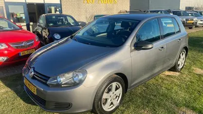 Grijs Gebruikt 2009 VW Golf VI Trendline Hatchback | € 3.950 (Eerlijke prijs)