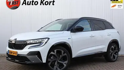 Wit Gebruikt 2024 Renault Austral Iconic SUV | € 35.450 (Eerlijke prijs)