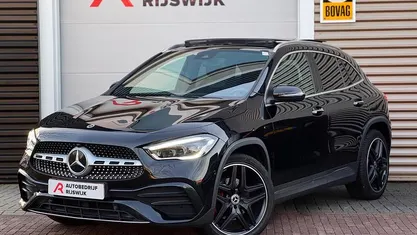 Zwart Occasion 2024 Mercedes GLA250 AMG SUV | € 37.950 (Super prijs)
