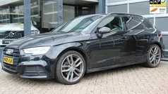 Zwart Gebruikt 2018 Audi A3 Sportback Design Hatchback | € 19.450 (Eerlijke prijs)