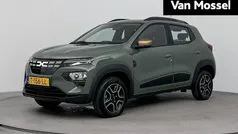 Groen Gebruikt 2023 Dacia Spring Extreme Hatchback | € 12.940 (Eerlijke prijs)