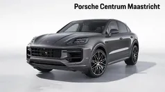 Grijs Nieuw 2025 Porsche Cayenne S E-Hybrid SUV | € 177.269 (Goede deal)