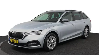 Occasion 2024 Skoda Octavia Stationwagen | € 26.795 (Eerlijke prijs)