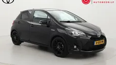 Zwart Gebruikt 2020 Toyota Yaris Hybrid Sport Hatchback | € 19.999 (Goede deal)