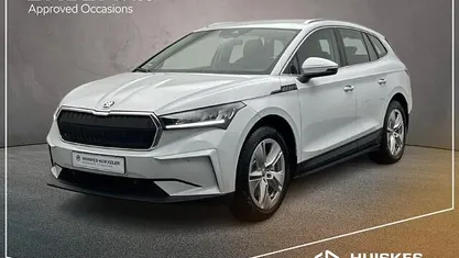 Wit Occasion 2024 Skoda Enyaq iV Selection SUV | € 39.900 (Eerlijke prijs)