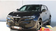 Zwart Nieuw 2025 Alfa Romeo Junior Edizione Speciale SUV | € 40.450 (Eerlijke prijs)