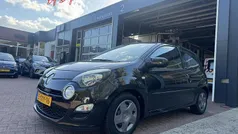 Zwart Gebruikt 2013 Renault Twingo Dynamique Hatchback | € 4.750 (Eerlijke prijs)