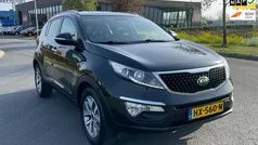 Zwart, metallic lak Gebruikt 2016 Kia Sportage SUV | € 14.450 (Eerlijke prijs)
