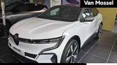 Wit Nieuw 2025 Renault Megane E-Tech Iconic Hatchback | € 38.440 (Eerlijke prijs)