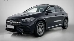 Zwart Nieuw 2025 Mercedes GLA180 Business SUV | € 57.355 (Eerlijke prijs)