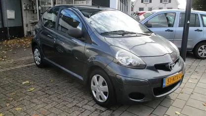 Gebruikt 2010 Toyota Aygo Hatchback | € 2.995 (Eerlijke prijs)