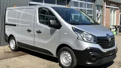 Zilver Gebruikt 2015 Renault Trafic Van | € 8.950 (Goede deal)