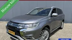 Grijs Gebruikt 2020 Mitsubishi Outlander P-HEV Instyle SUV | € 27.950 (Eerlijke prijs)