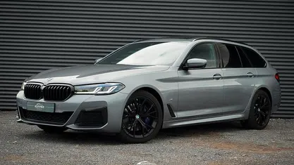 Occasion BMW 530 Executive 252 PK (185 kW) 2021 Grijs Stationwagen
