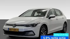 Wit Gebruikt 2021 VW Golf VIII Style Hatchback | € 22.390 (Goede deal)