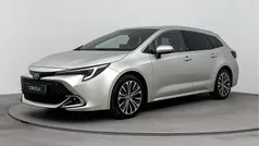 Gebruikt 2024 Toyota Corolla Hybrid Stationwagen | € 30.945 (Eerlijke prijs)