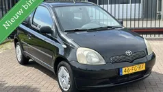 Zwart Gebruikt 2000 Toyota Yaris Luna Hatchback | € 1.450 (Eerlijke prijs)
