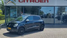 Zwart Gebruikt 2022 Renault Twingo Urban Night Hatchback | € 15.240 (Eerlijke prijs)