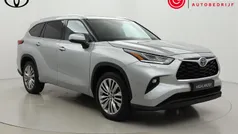 Grijs Gebruikt 2022 Toyota Highlander Executive SUV | € 57.999 (Eerlijke prijs)