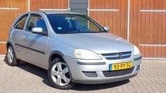 Grijs Gebruikt 2004 Opel Corsa Hatchback | € 1.150 (Eerlijke prijs)