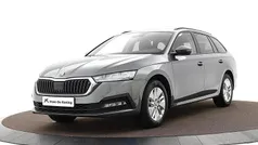 Grijs Gebruikt 2023 Skoda Octavia Business Line Stationwagen | € 22.840 (Goede deal)