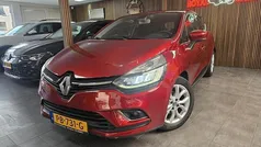 Rood Gebruikt 2017 Renault Clio IV Intens Hatchback | € 7.490 (Super prijs)
