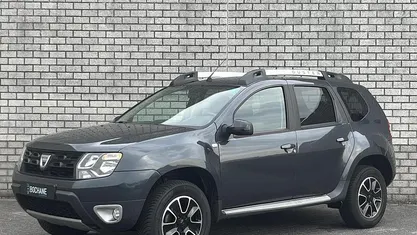 Grijs Occasion 2017 Dacia Duster Black Shadow SUV | € 10.645 (Eerlijke prijs)