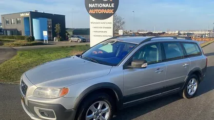 Grijs Occasion 2009 Volvo XC70 Momentum Stationwagen | € 4.895 (Super prijs)