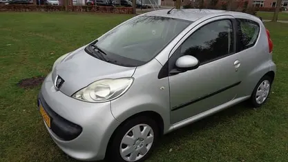 Occasion Peugeot 107 68 PK (50 kW) 2006 Hatchback