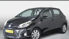 Zwart Gebruikt 2012 Toyota Yaris Hybrid Hatchback | € 11.450 (Duur)