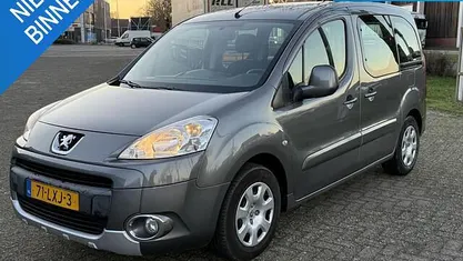 Grijs Gebruikt 2010 Peugeot Partner Tepee Style MPV | € 5.699 (Eerlijke prijs)