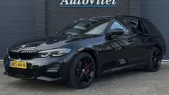 Zwart Gebruikt 2021 BMW 330e M Sport Stationwagen | € 31.445 (Eerlijke prijs)