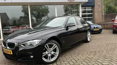 Zwart Gebruikt 2016 BMW 330 Executive Sedan | € 19.500 (Eerlijke prijs)