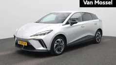 Grijs Gebruikt 2023 MG MG4 EV Luxury Hatchback | € 24.495 (Eerlijke prijs)
