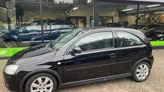 Zwart Gebruikt 2006 Opel Corsa Hatchback | € 2.450 (Eerlijke prijs)