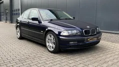 Blauw, metallic lak Gebruikt 1998 BMW 323 Executive Sedan | € 1.799