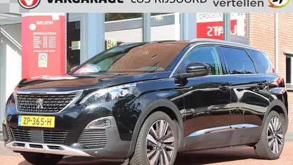 Zwart Gebruikt 2019 Peugeot 5008 GT-line SUV | € 14.785 (Eerlijke prijs)