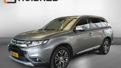 Grijs Gebruikt 2016 Mitsubishi Outlander Instyle SUV | € 20.950 (Eerlijke prijs)