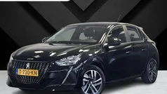 Zwart Gebruikt 2023 Peugeot 208 Active Hatchback | € 22.445 (Eerlijke prijs)