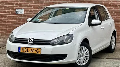 Wit Gebruikt 2009 VW Golf VI Trendline Hatchback | € 4.650 (Eerlijke prijs)