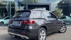 Grijs Gebruikt 2020 Mercedes GLC300e Premium Plus SUV | € 35.745 (Eerlijke prijs)