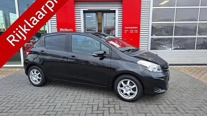 Occasion 2016 Toyota Yaris Hatchback | € 9.900 (Eerlijke prijs)