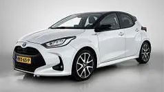 Wit parelmoer Gebruikt 2020 Toyota Yaris Executive Hatchback | € 19.945 (Eerlijke prijs)